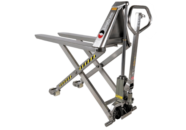 לוגיטרנס היא יצרנית דנית המתמחה בציוד הרמה ושינוע תעשייתי.3